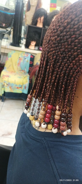 salon de coiffure afro tresse tresses box braids crochet braids vanilles tissages paris 75 77 78 91 92 93 94 95 IRUMEIHW