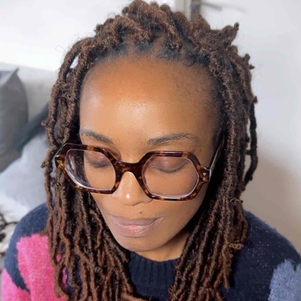 salon de coiffure afro tresse tresses box braids crochet braids vanilles tissages paris 75 77 78 91 92 93 94 95 MWROKJNR
