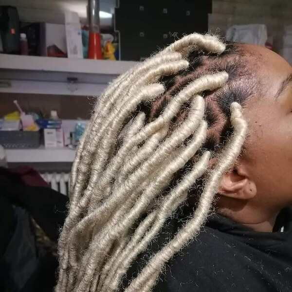 salon de coiffure afro tresse tresses box braids crochet braids vanilles tissages paris 75 77 78 91 92 93 94 95 EINRUOUH