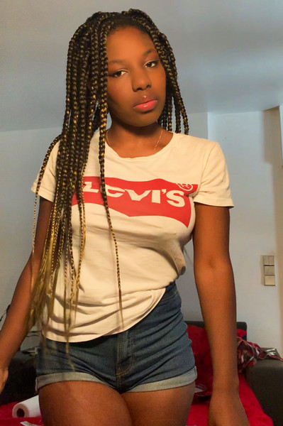 salon de coiffure afro tresse tresses box braids crochet braids vanilles tissages paris 75 77 78 91 92 93 94 95 TMUUUVTX