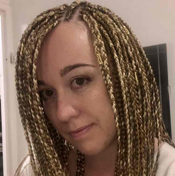 salon de coiffure afro tresse tresses box braids crochet braids vanilles tissages paris 75 77 78 91 92 93 94 95 FXCYRBDI