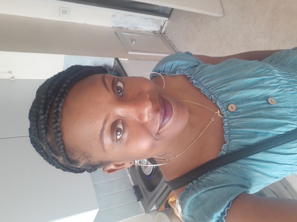salon de coiffure afro tresse tresses box braids crochet braids vanilles tissages paris 75 77 78 91 92 93 94 95 WOURLIBR