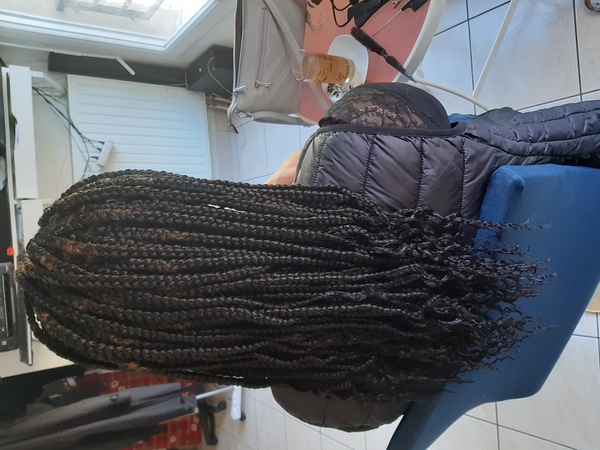 salon de coiffure afro tresse tresses box braids crochet braids vanilles tissages paris 75 77 78 91 92 93 94 95 MZNUJZIA